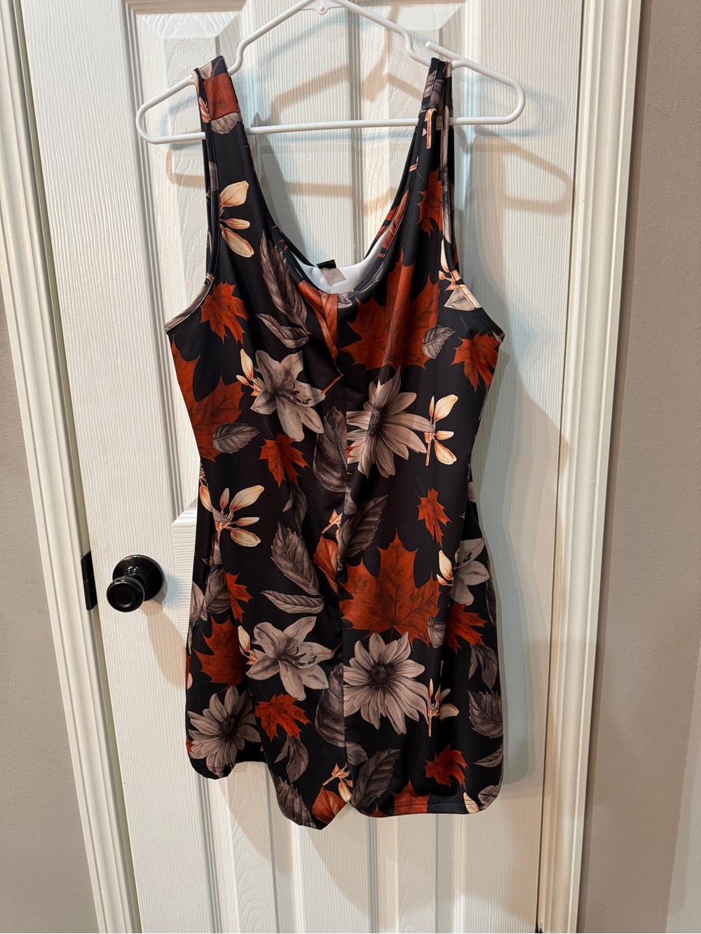 Floral & Leaf Print Sleeveless Women's Romper Black with Rust & Cream